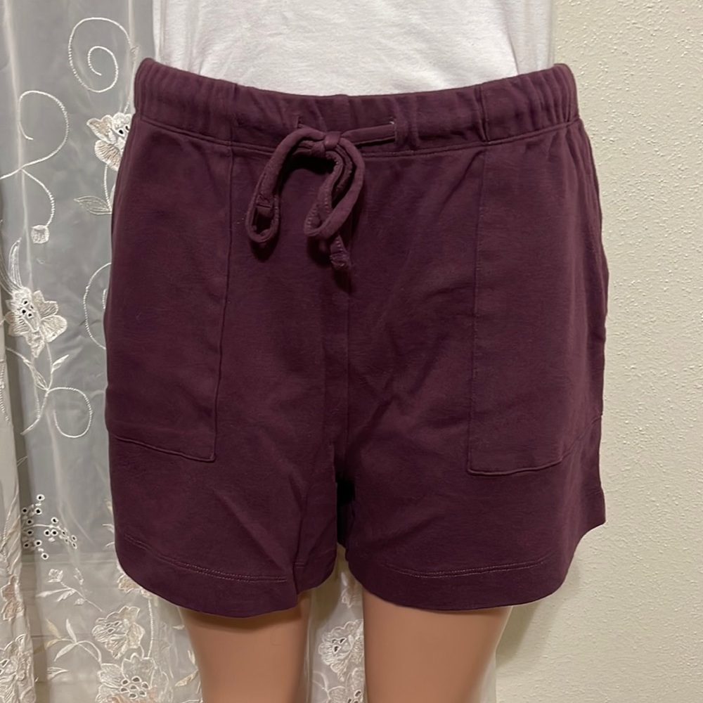 Zenana plum shorts